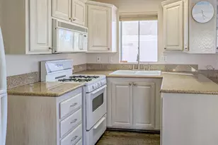 70200 Dillon Road, Desert Hot Springs, CA 92241 - Photo 18