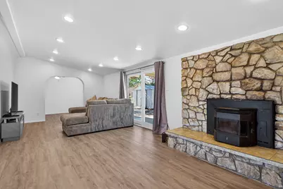 7504 Balsa Avenue, Yucca Valley, CA 92284 - Photo 14
