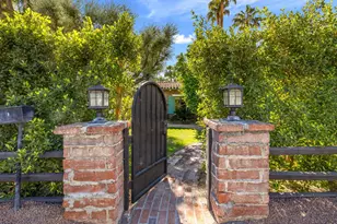 367 Tamarisk Rd, Palm Springs, CA 92262 - Photo 6