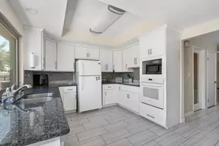 30 San Juan Dr, Rancho Mirage, CA 92270 - Photo 14