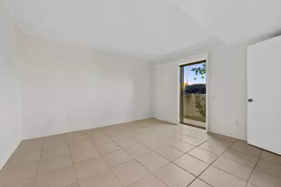 1100 E Amado Road #15D1, Palm Springs, CA 92262 - Photo 14