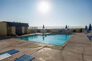 711 Pacific Coast Hwy, Huntington Beach, CA 92648 - Photo 26