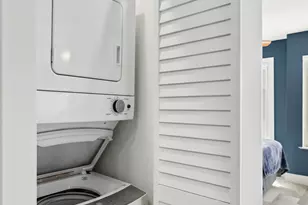 711 Pacific Coast Hwy, Huntington Beach, CA 92648 - Photo 20