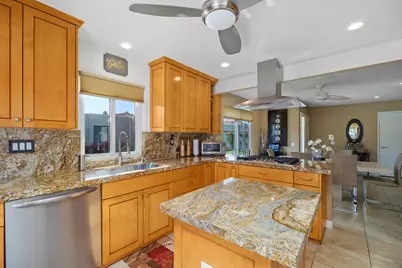 72806 Fleetwood Circle, Palm Desert, CA 92260 - Photo 10