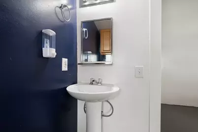 3933 E Calle San Antonio, Palm Springs, CA 92264 - Photo 24