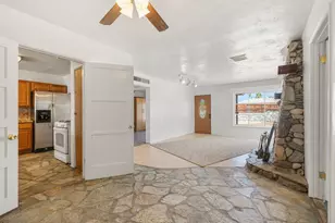 3933 E Calle San Antonio, Palm Springs, CA 92264 - Photo 14