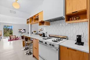 2020 Southridge Dr, Palm Springs, CA 92264 - Photo 14