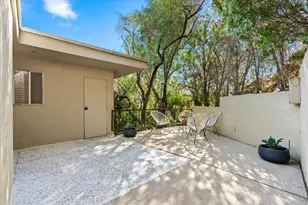 2020 Southridge Dr, Palm Springs, CA 92264 - Photo 6