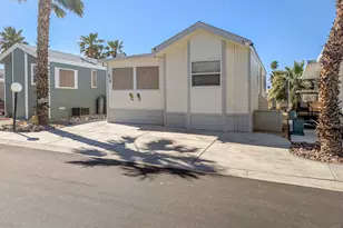 70200 Dillon Road, Desert Hot Springs, CA 92241 - Photo 2