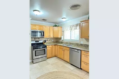 43305 Illinois Avenue, Palm Desert, CA 92211 - Photo 4