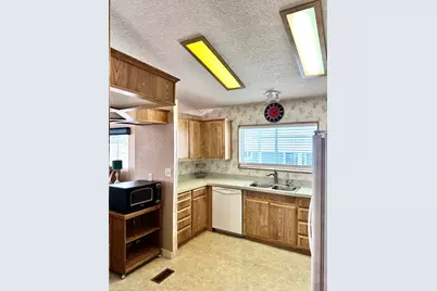 18070 Langlois Road #220, Desert Hot Springs, CA 92241 - Photo 10