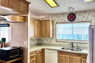 18070 Langlois Road, Desert Hot Springs, CA 92241 - Photo 10