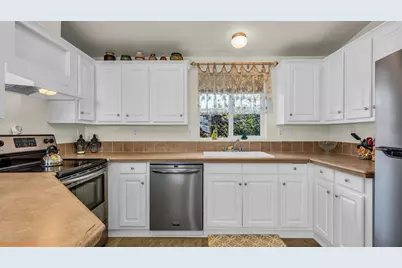 18070 Langlois Road #299, Desert Hot Springs, CA 92241 - Photo 4