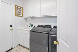 26089 Salinger Ln, Stevenson Ranch, CA 91381 - Photo 38