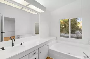 73450 Country Club Dr, Palm Desert, CA 92260 - Photo 22