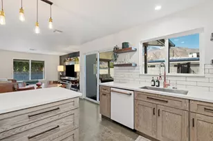 490 W Palm Vista Dr, Palm Springs, CA 92262 - Photo 10