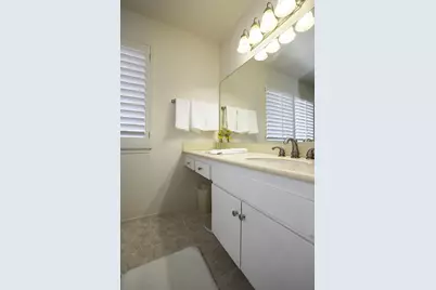 2010 Lawrence Crossley Road #1, Palm Springs, CA 92264 - Photo 26