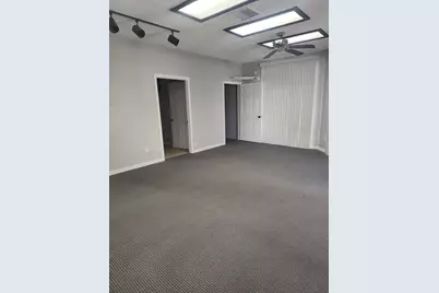 57492 29 Palms Highway #C, Yucca Valley, CA 92284 - Photo 2