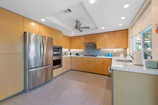 240 Serena Dr, Palm Desert, CA 92260 - Photo 4