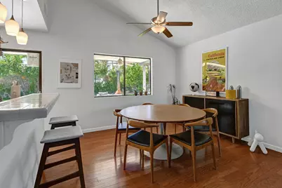 1031 E El Conquistador, Palm Springs, CA 92262 - Photo 12