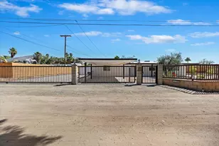 32300 Shadow Mountain Ln, Thousand Palms, CA 92276 - Photo 4
