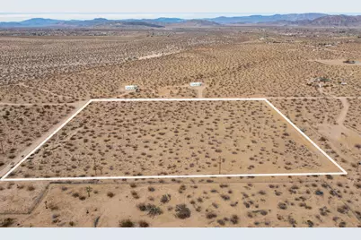 57755 Boo Lane, Landers, CA 92285 - Photo 2