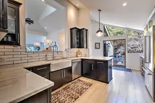 54420 Village View Dr, Idyllwild, CA 92549 - Photo 10