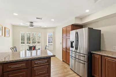 667 Vista Lago Circle N, Palm Desert, CA 92211 - Photo 10