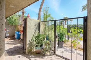 2615 E Palm Oasis St, Palm Springs, CA 92264 - Photo 14