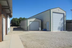 2265 E Chanslor Way, Blythe, CA 92225 - Photo 18