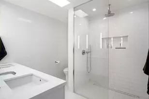 340 Desert Lakes Dr, Palm Springs, CA 92264 - Photo 18