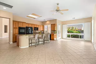 35882 Royal Sage Ct, Palm Desert, CA 92211 - Photo 10