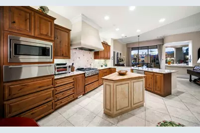 43677 Via Orvieto, Indian Wells, CA 92210 - Photo 42