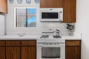 1370 E Gem Cir, Palm Springs, CA 92264 - Photo 10