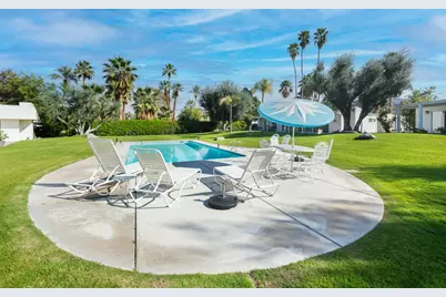 74576 Fairway Drive, Palm Desert, CA 92260 - Photo 2