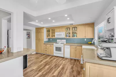 6749 Rockwood Circle, Palm Springs, CA 92264 - Photo 10
