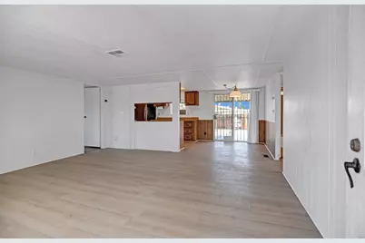 32121 Oakland Hills Street, Thousand Palms, CA 92276 - Photo 6