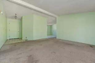 12546 Navajo Rd, Apple Valley, CA 92308 - Photo 8