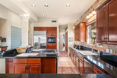 38830 Desert Mirage Drive, Palm Desert, CA 92260 - Photo 16