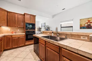 53095 Avenida Bermudas, La Quinta, CA 92253 - Photo 8