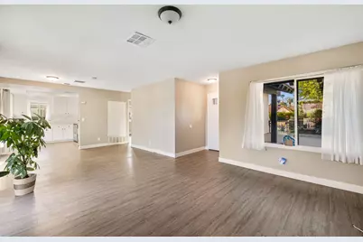 64635 Vardon Court, Desert Hot Springs, CA 92240 - Photo 14