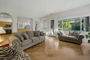 19 Wimbledon Cir, Rancho Mirage, CA 92270 - Photo 10