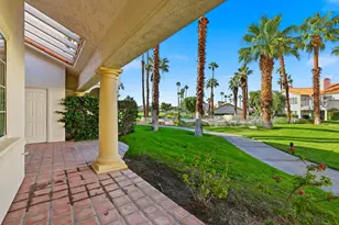114 Desert Falls E Dr E, Palm Desert, CA 92211 - Photo 14