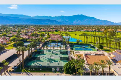 114 Desert Falls E Drive E, Palm Desert, CA 92211 - Photo 16