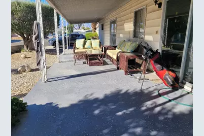 32561 Desert Moon Drive, Thousand Palms, CA 92276 - Photo 16