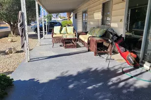 32561 Desert Moon Dr, Thousand Palms, CA 92276 - Photo 16