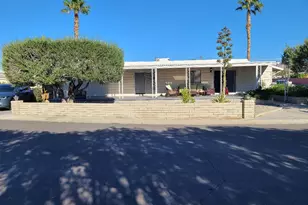 32561 Desert Moon Dr, Thousand Palms, CA 92276 - Photo 20