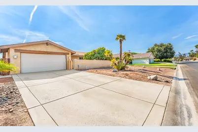 41740 Cambridge Avenue, Bermuda Dunes, CA 92203 - Photo 2