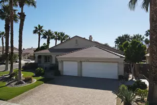 1123 E Circulo San Sorrento Rd, Palm Springs, CA 92262 - Photo 4