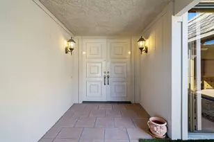 13 Duke Dr, Rancho Mirage, CA 92270 - Photo 18